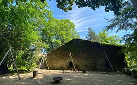 Les Chambres D'Hotes Du Bois Joli
